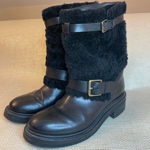 Frye motorcycle boots with fur. Black. Size: 8.5
